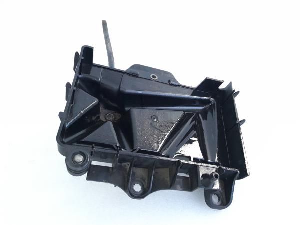 Base / caixa da bateria VOLKSWAGEN Fox (5Z1, 5Z3, 5Z4)