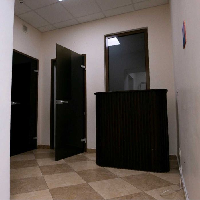 Оренда стоматології  Лук'янівка Нагірна Іллєнка Шевченківський район