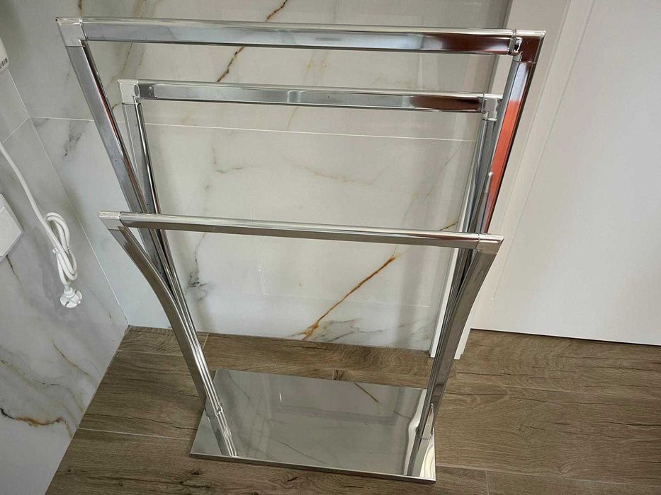 Toalheiro com 3 barras cromado 48,5 x 88