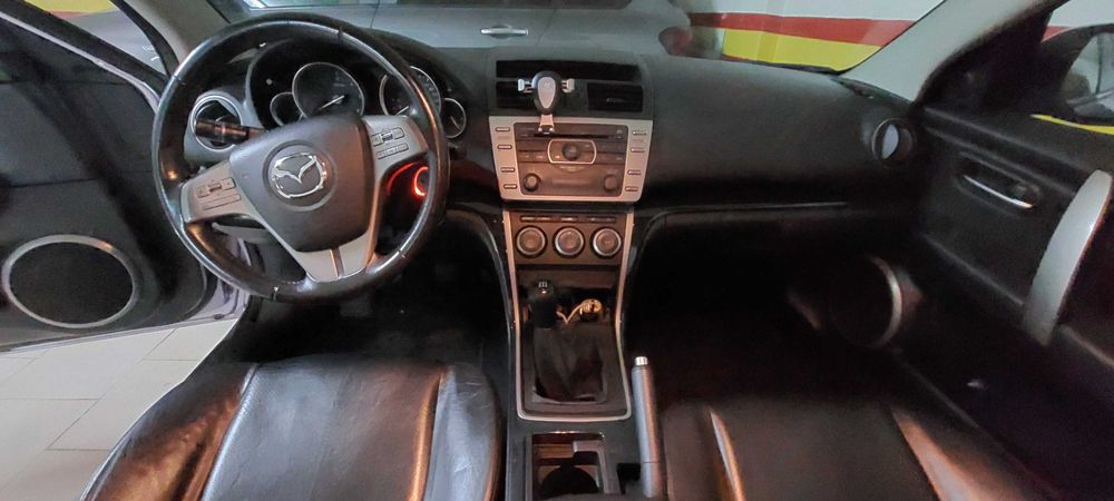 MAZDA 6 SW MZR-CD 2.0 EXCLUSIVE PLUS - Em muito bom estado