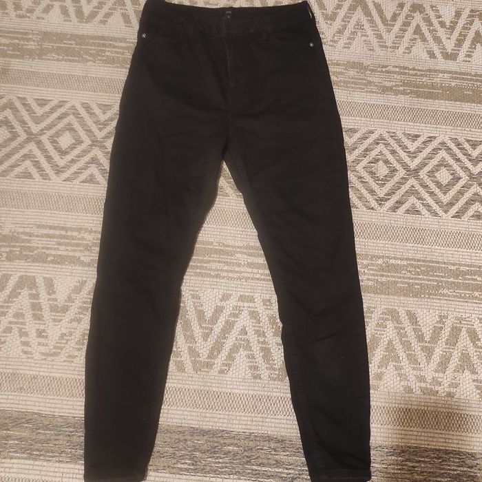 Spodnie River Island