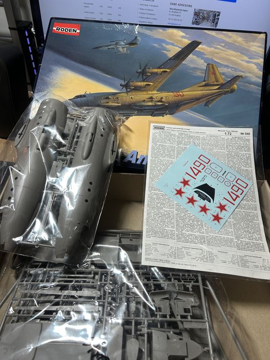 Roden 046 An-12 BK-PPS