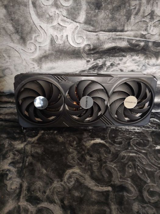 Gigabyte RTX 4080 16 Gb Идеал