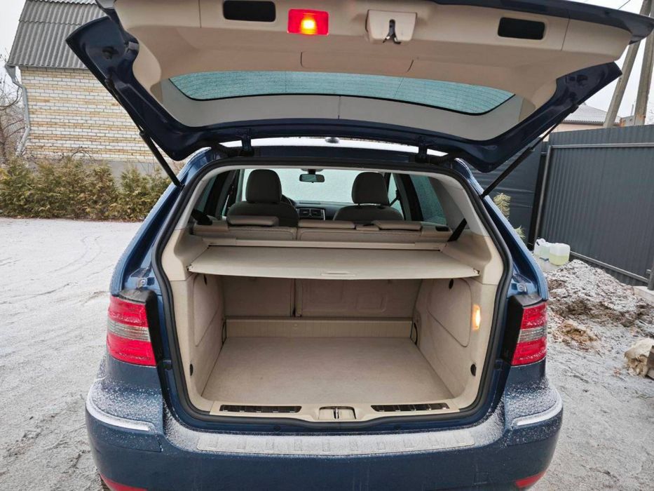 Mercedes-Benz B-Class 2010