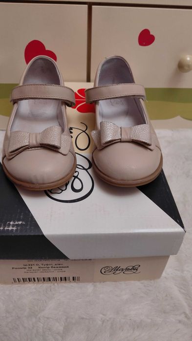 Продам туфли для дівчинки