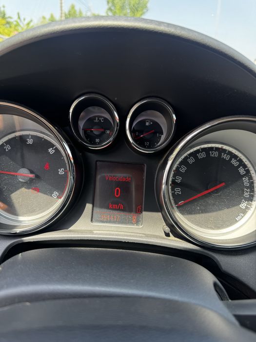 Opel Astra — fotografia 12