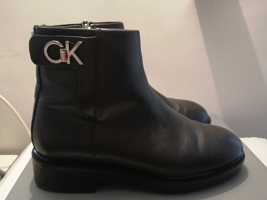 Botas calvin Klein nr 37