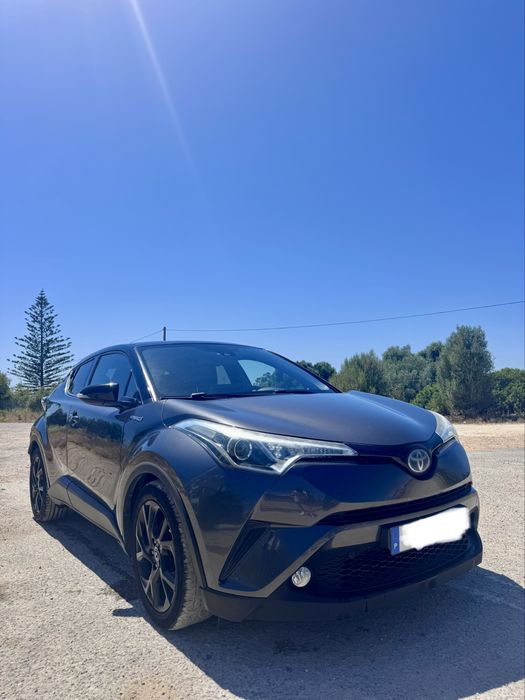 Toyota C-HR — fotografia 4