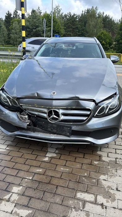 MERCEDES E klasa! 2.0 DIESEL 194 KM! 9G-tronic! 2017 ROK Piękny Zobacz! Jeden właściciel 7 lat!