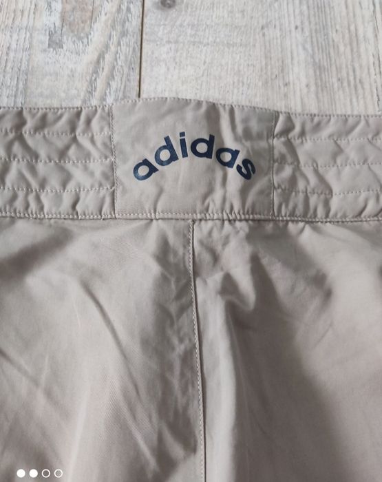 Spodnie Adidas z lampasami