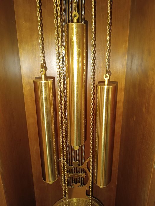 Relógio de sala de pé