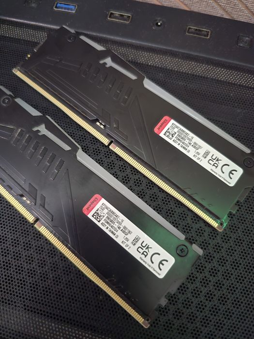 Оперативна пам'ять Kingston Fury DDR5-5600 16384MB PC5-44800