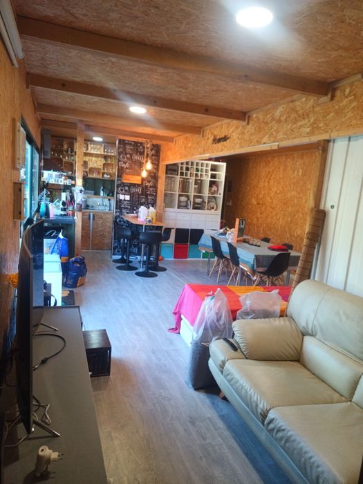 Casa contentor T2 com dois contentores Marítimos 40'HC