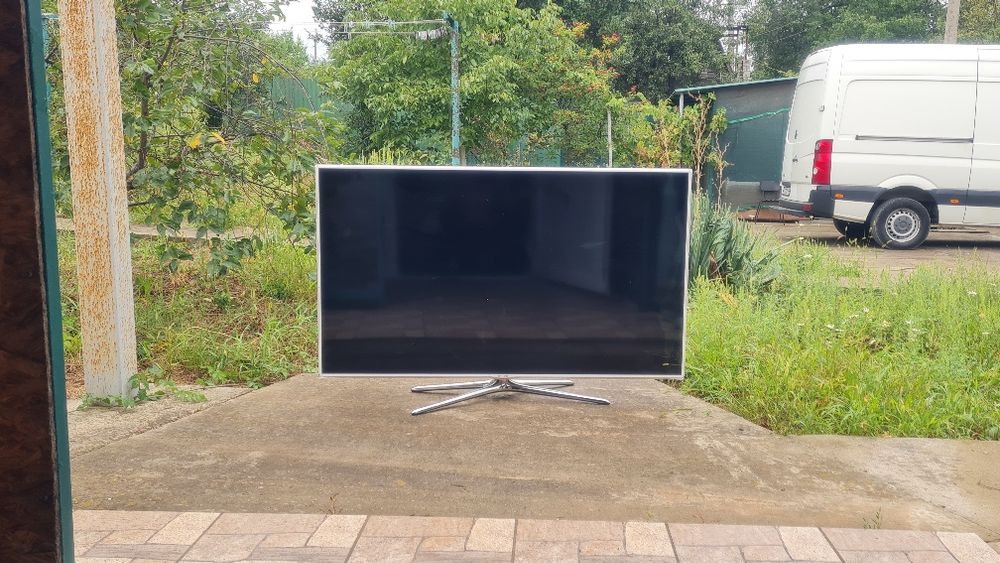 Телевизор SAMSUNG
