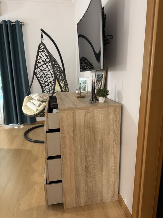 Cómoda (ótimo estado, nova)