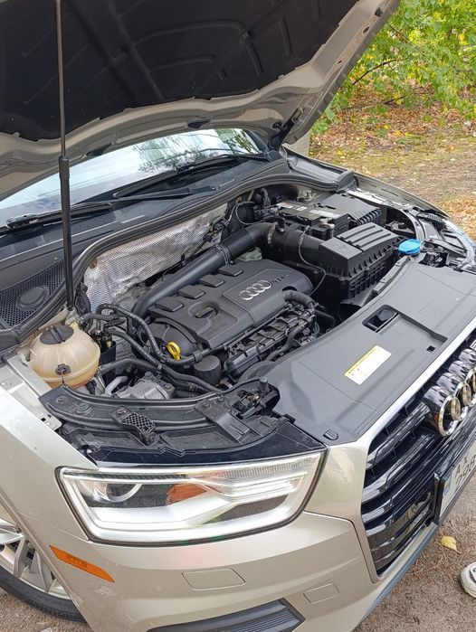 Продам автомобиль audi q3 в идеальном состоянии вложение не требует