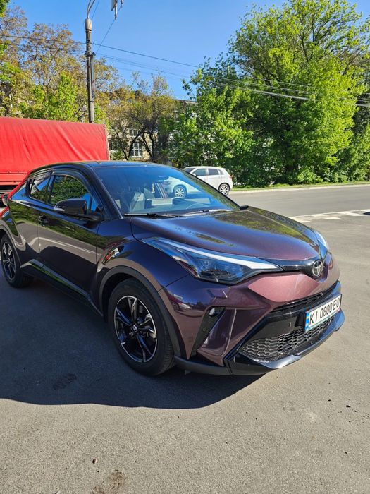 Toyota  С-HR Hibrid Sport