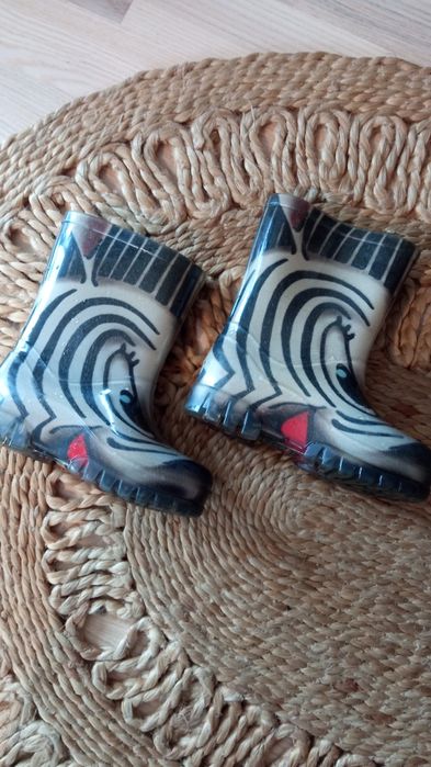 Kalosze buty wodoodporne przeciwdeszczowe gumiaki gumiaczki zebra zebr