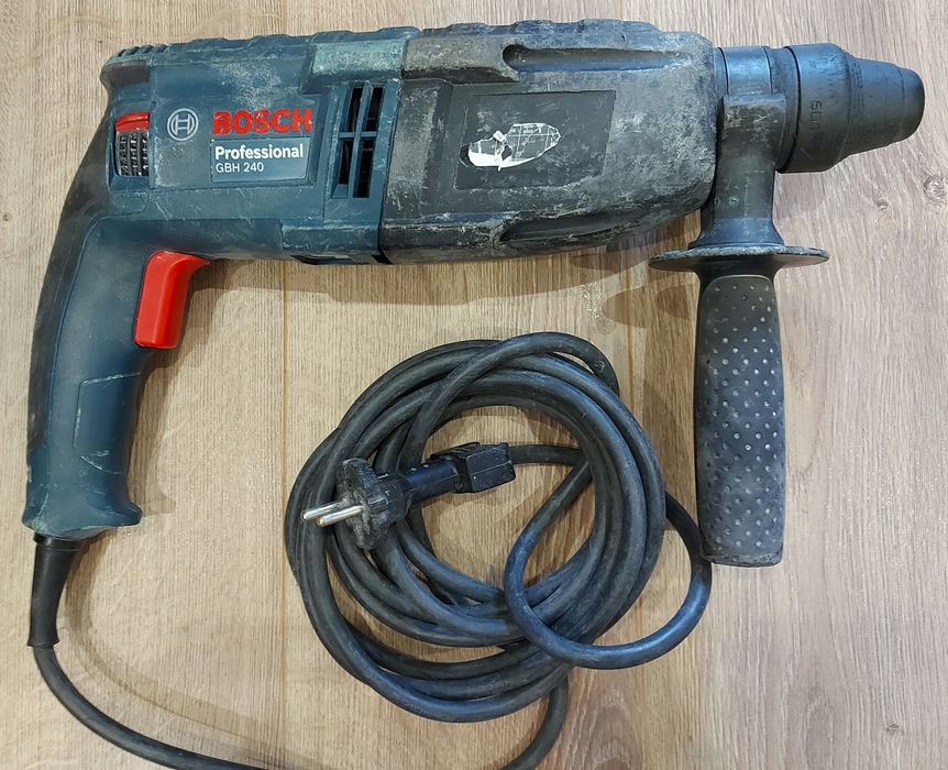 Перфоратор Bosch GBH 240 Professional