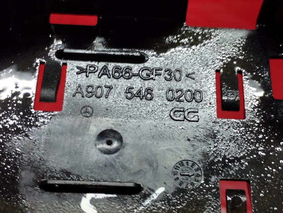 Крепление плючової клеми Mercedes Sprinter W907 Спринтер 907