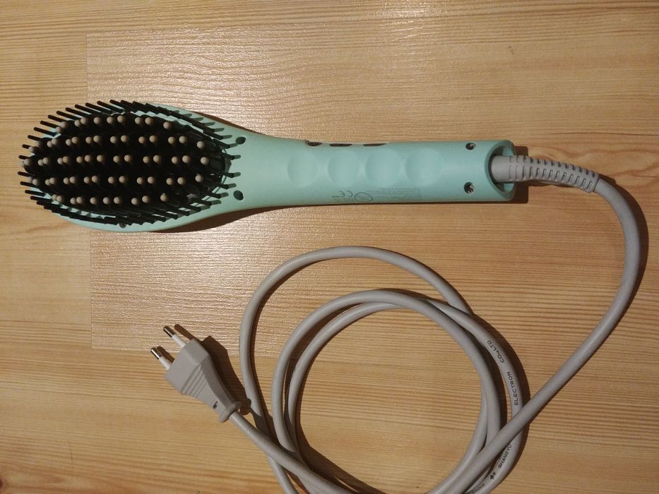 Szczotka prostująca włosy bez opakowania