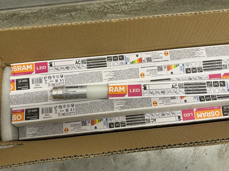 LED Лампа Osram ST8E-1.2M