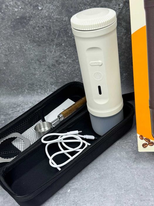 Przenośny ekspres do kawy espresso na kapsułki i kawę mieloną USB C 2w1 95W