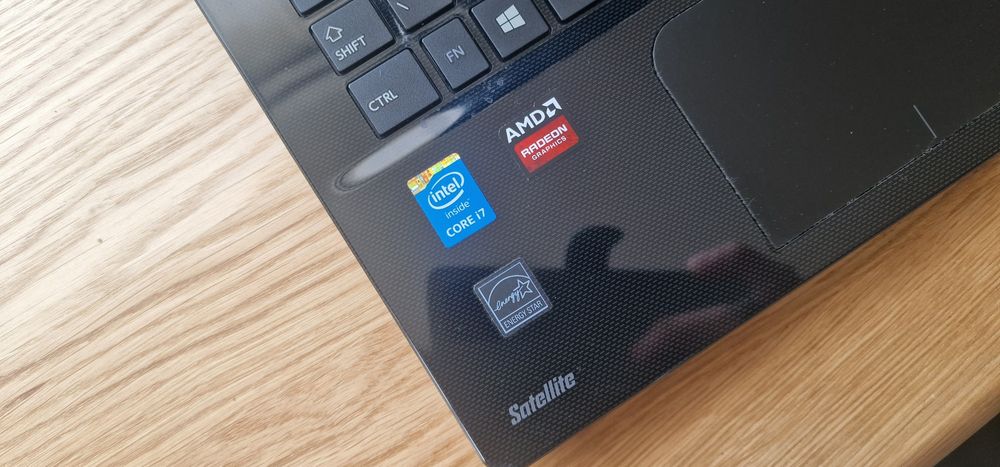 Laptop Toshiba Satellite L50-B-1U5