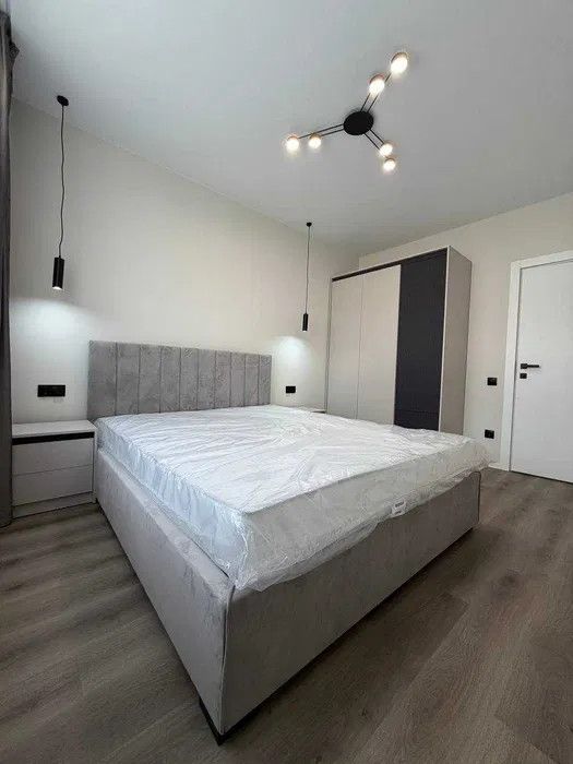 Продаж 2-кім. квартири 75 м.кв., в. Тролейбусна