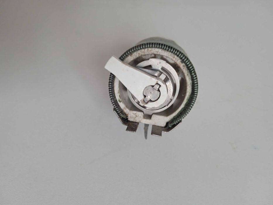 Переменный резистор 22 Ом. 25ват.б/у