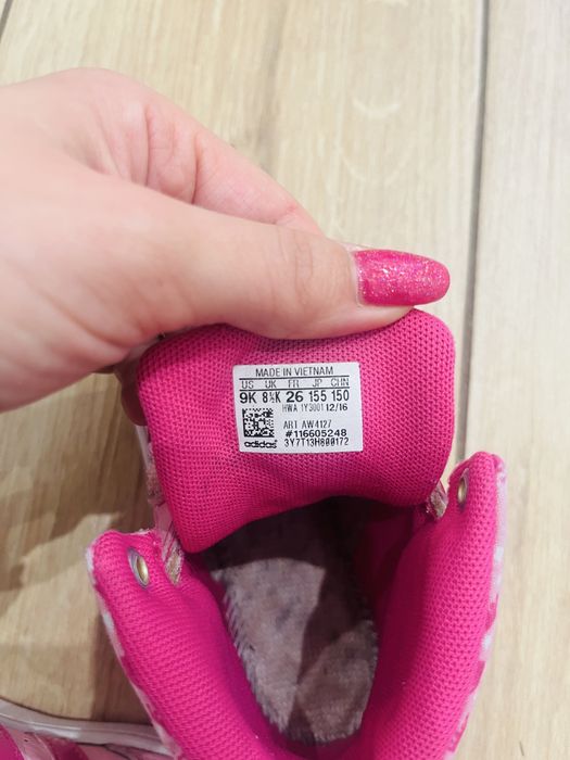 Botki adidas dla dziewczynki 26