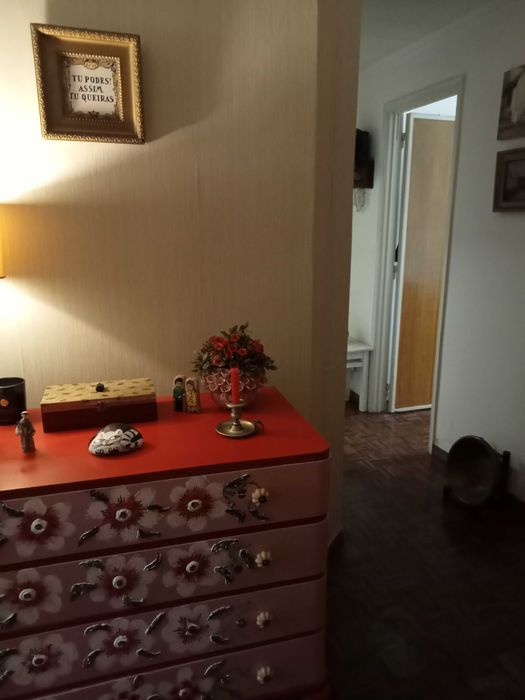 Quarto para arrendar em benfica