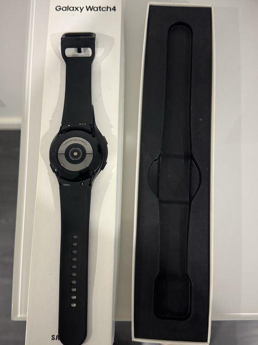 Smartwatch SAMSUNG Galaxy Watch 4 40mm BT Preto