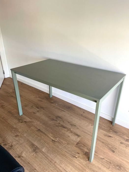 mesa VIHALS, IKEA - 125x74 cm
