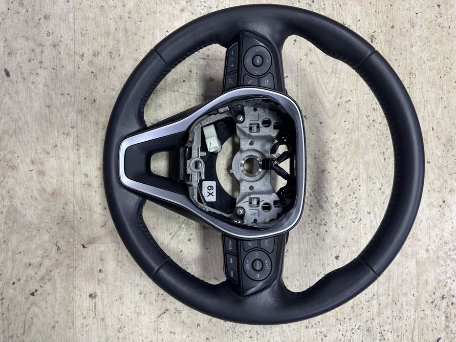 Руль Toyota rav4 2020
