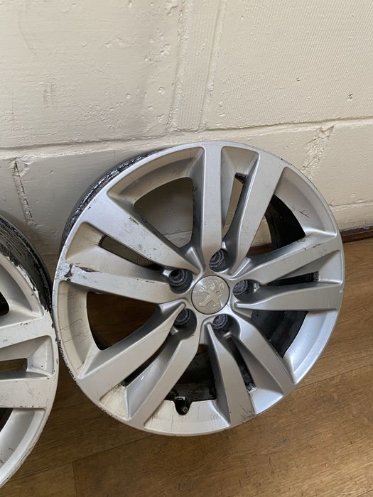 Felgi Aluminiowe Peugeot 308 t9 16 cali