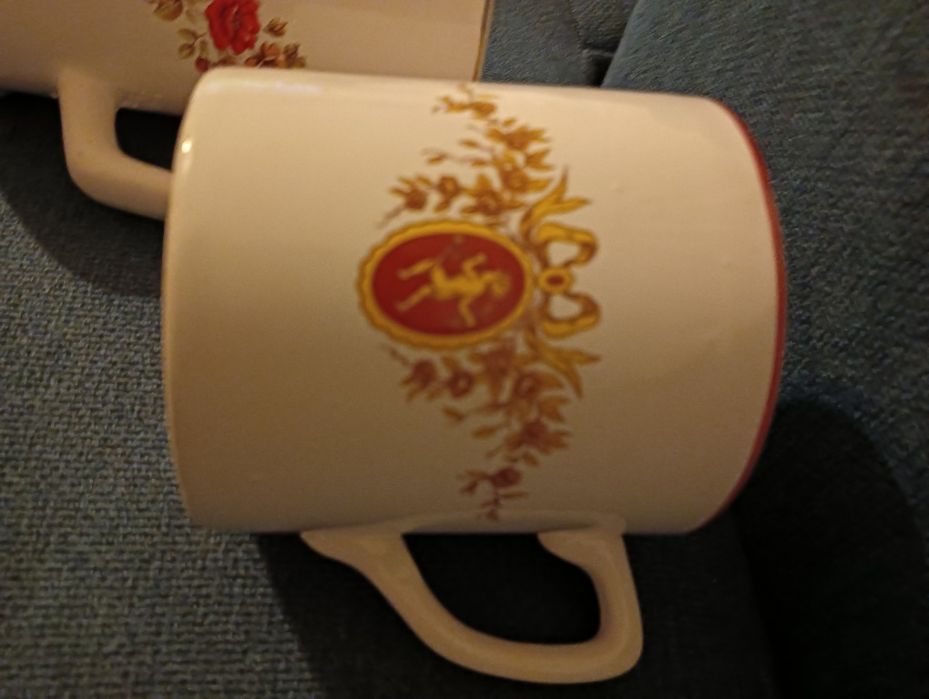 Caneca cerâmica / loiça de coleção antiga e rara	Vintage*