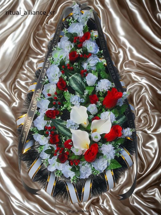 Ритуальні вінки преміум класу.Стандарт,Економ.  м.Кривий Ріг