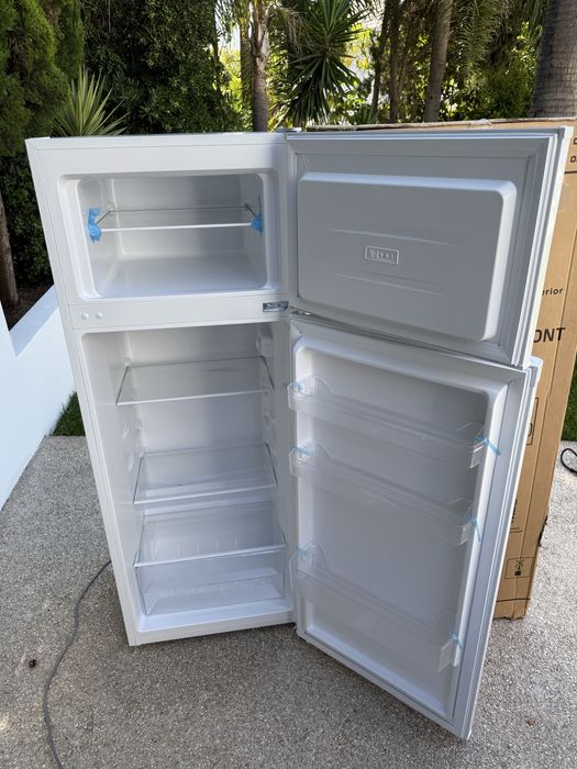 Lodówka z zamrażarką, jak nowa  OK OFK 471 EW