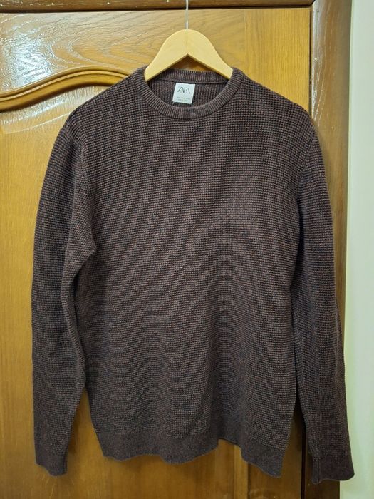 Светр Zara (розмір L)