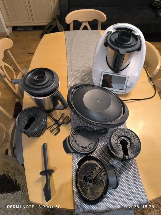 Thermomix tm6 z dodatkami