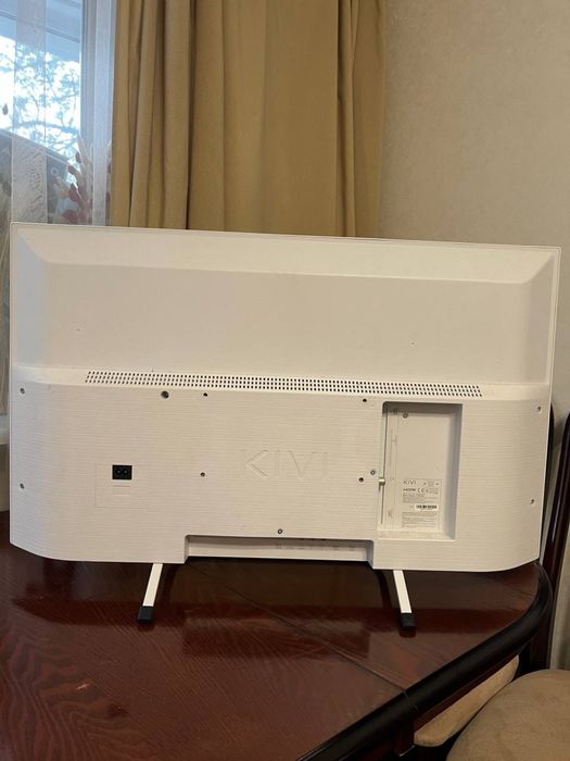 Смарт-телевизор KIVI 32