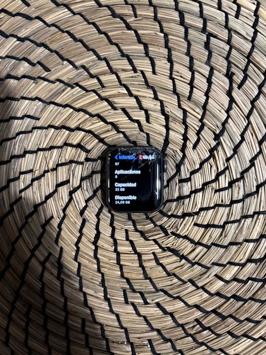 Apple Watch SE (1a geração) - Para Reparação ou Peças