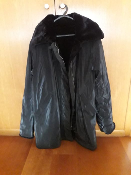 Casaco senhora preto reversível novo