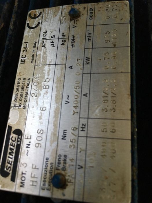 Dois motores trifasicos com embraiagem