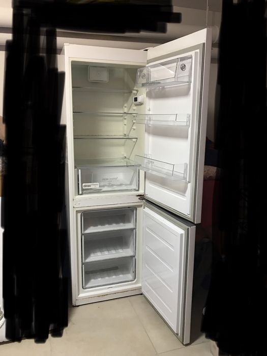 Frigorífico Combinado Hotpoint Ariston 337lt (para peças)