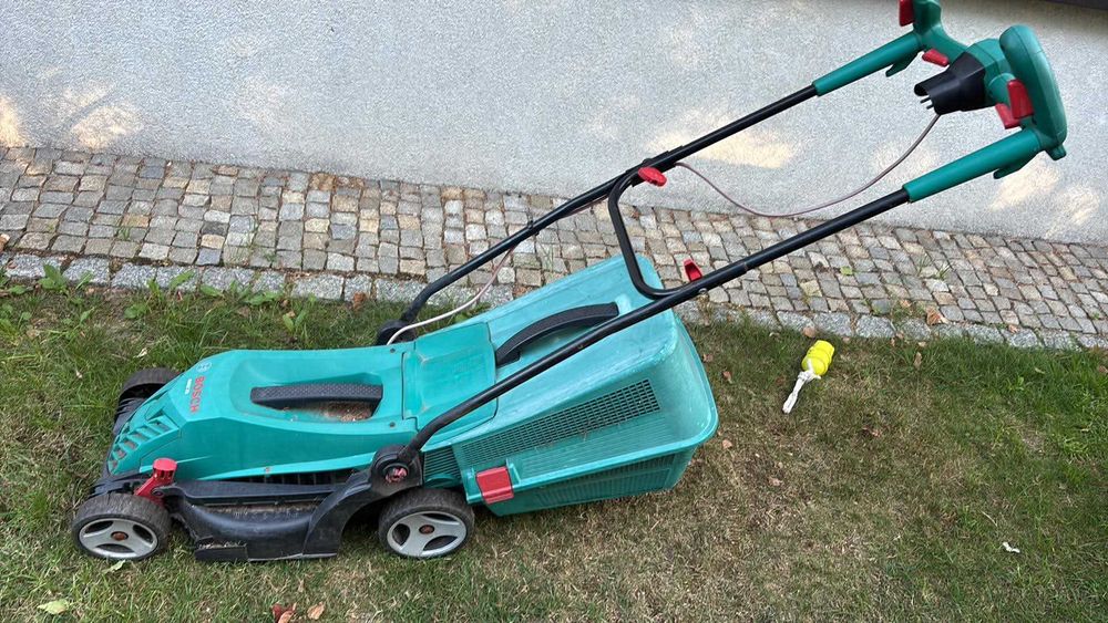 kosiarka elektryczna Bosch