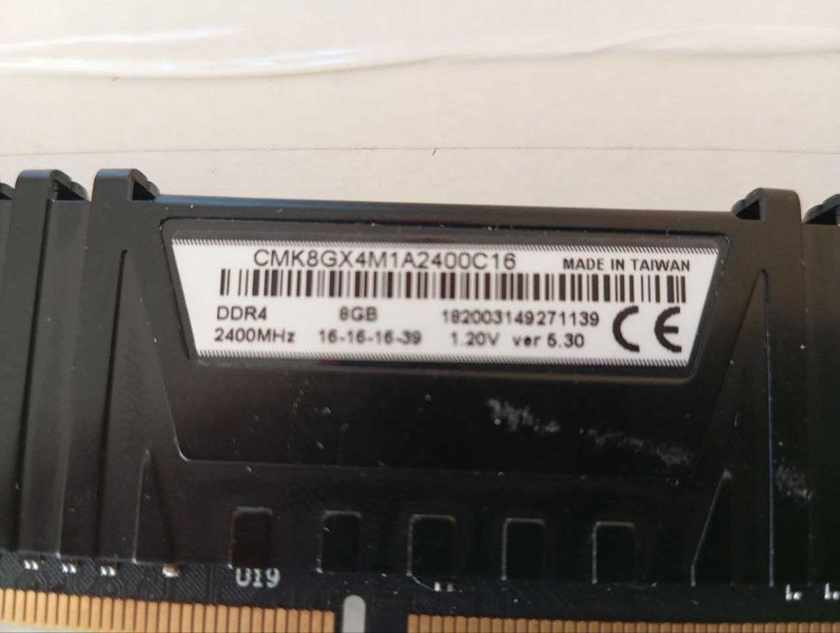 Оперативная память Corsair Vengeance LPX DDR4 1x8Gb