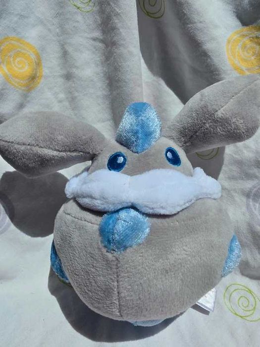 pokémon peluche do pokémon Carbink pokémon center pokédoll
