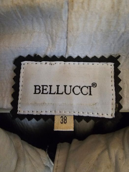 Продам жіночій шкіряний плащ